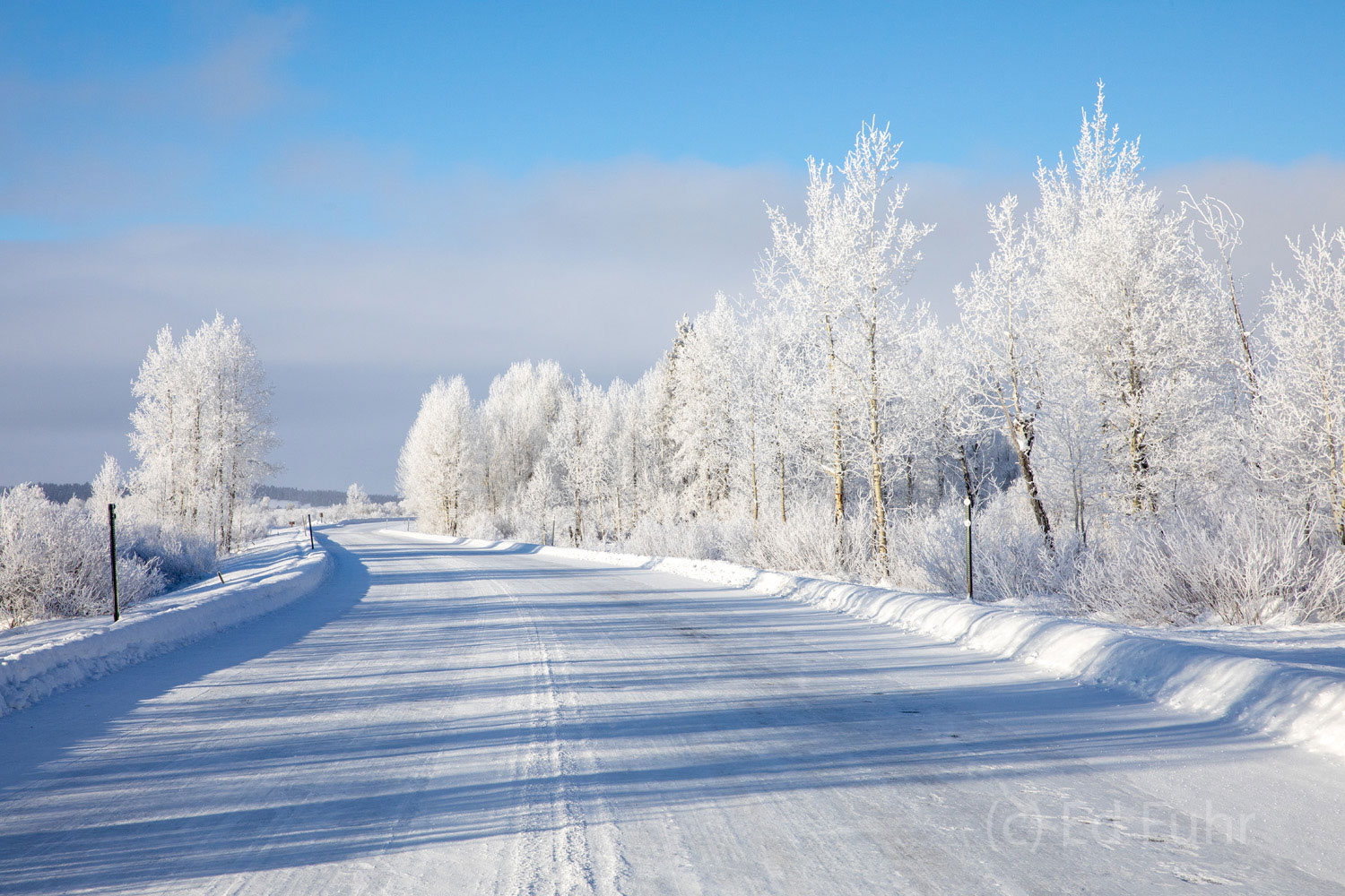 Roadway Sparkle The drive is spectacular, but when the temperature is minus 23, there are not many others around.