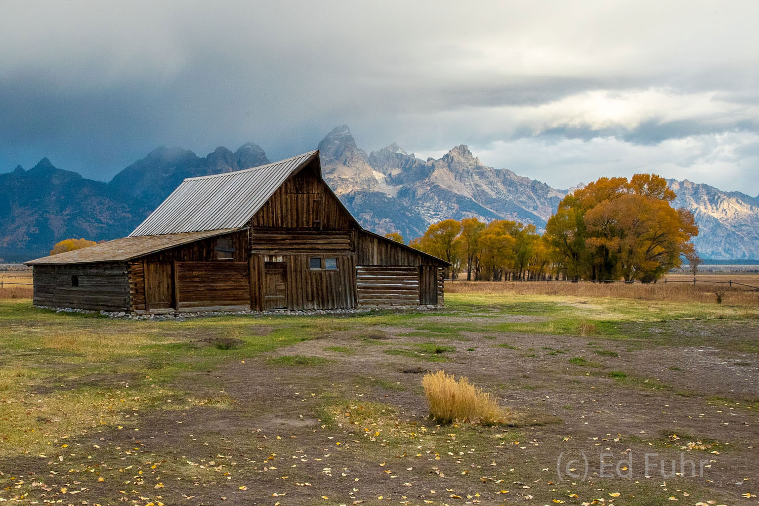 A Dry Autumn at Moulton Barn